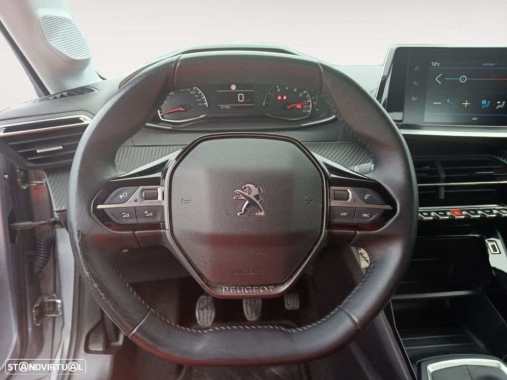 Peugeot 208 1.2 PureTech Active Pack - 12