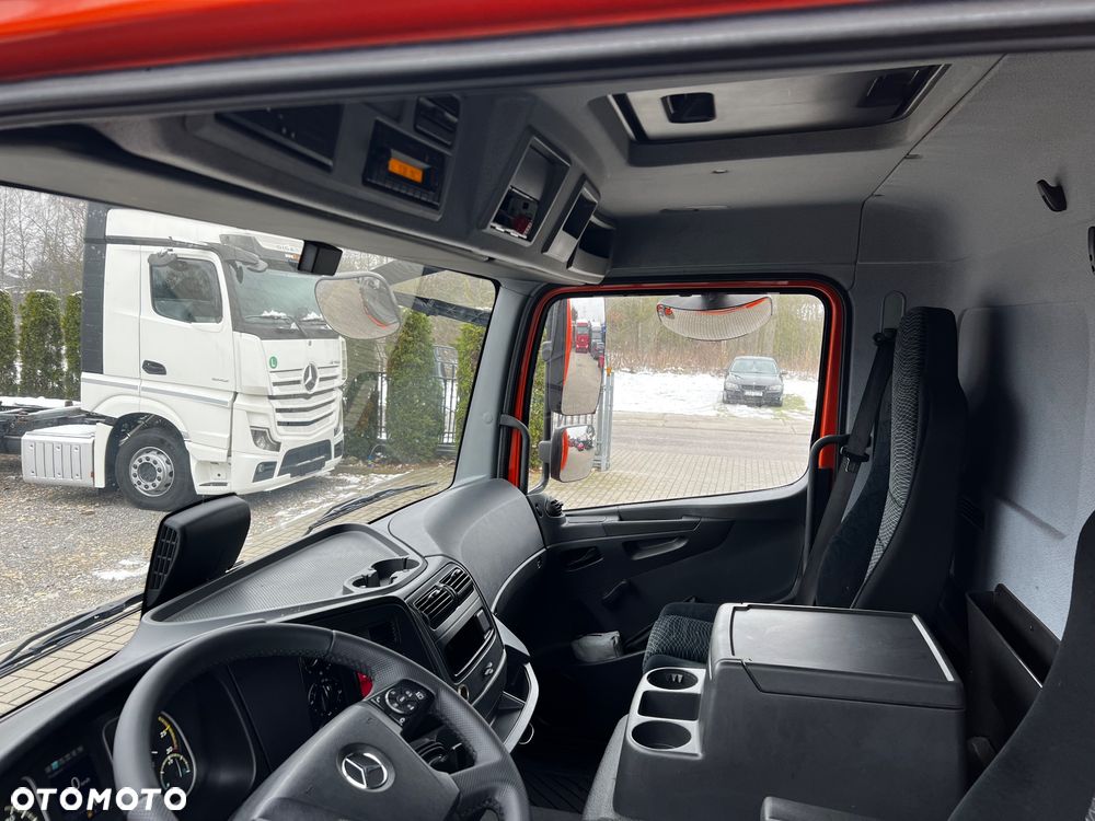 Mercedes-Benz ATEGO - 14