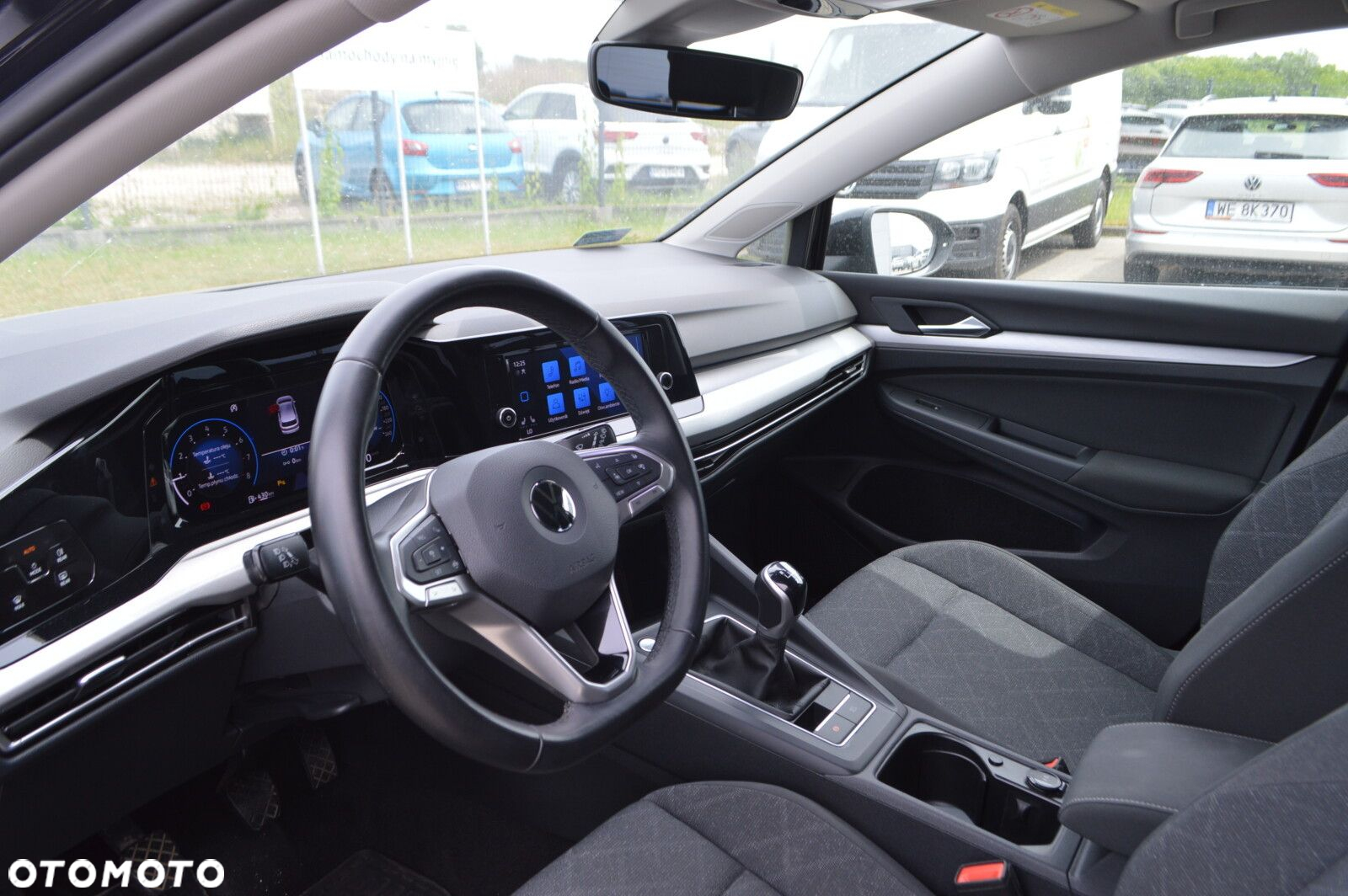 Volkswagen Golf - 6