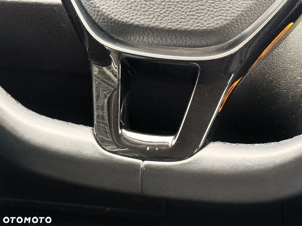 Volkswagen T-Roc 2.0 TDI SCR DPF Advance - 18