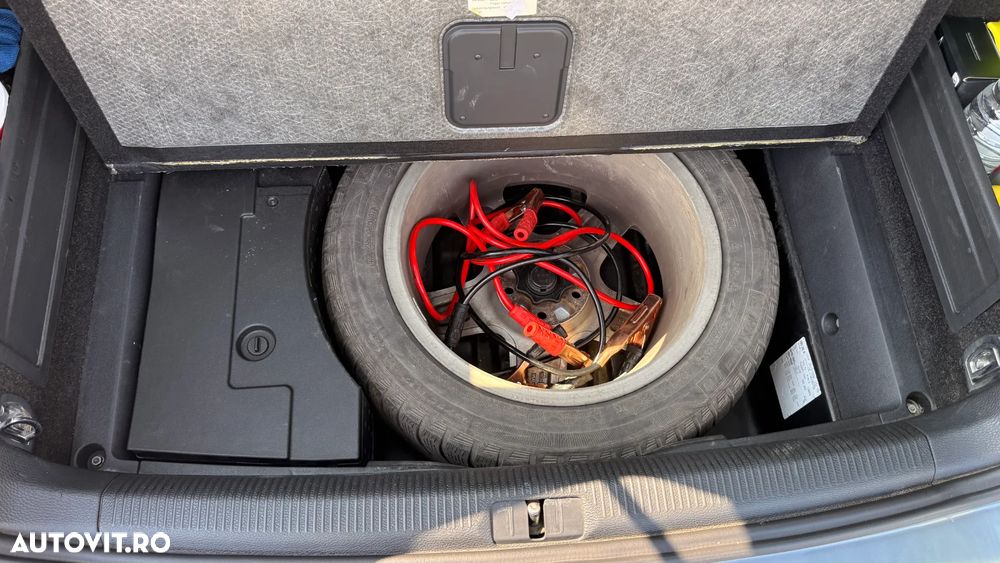 Volkswagen Passat 2.0 TDI Comfortline DPF - 36