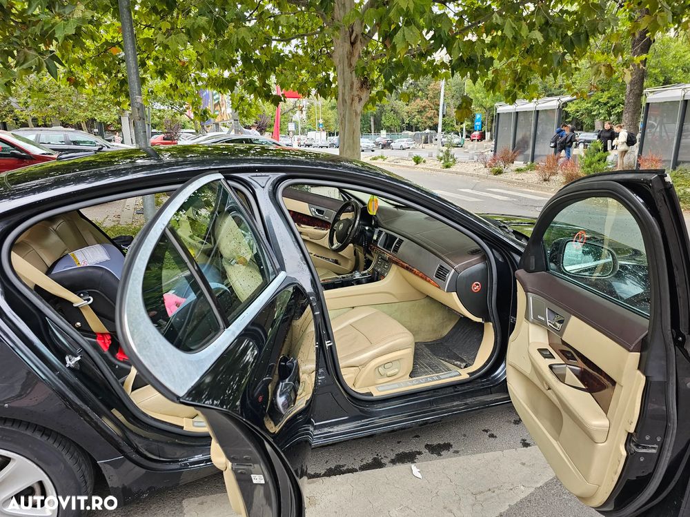 Jaguar XF 3.0 Premium Luxury Aut - 8