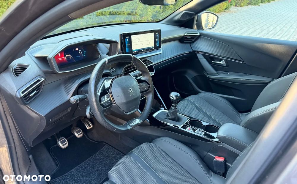 Peugeot 208 PureTech 100 GT Pack - 10
