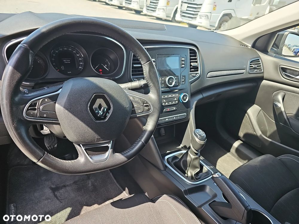 Renault Megane 1.2 Energy TCe Limited - 11