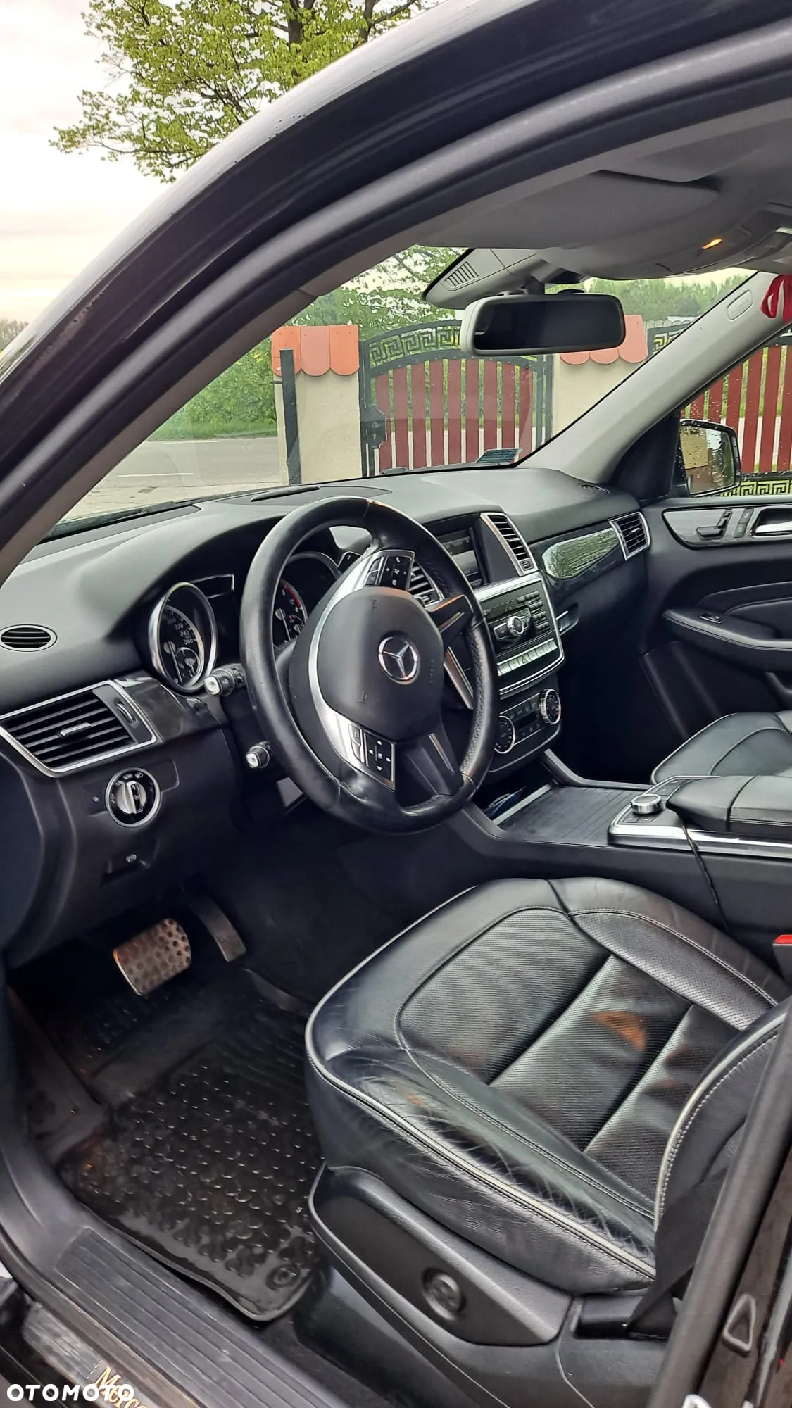 Mercedes-Benz ML 350 BlueTec 4-Matic - 15