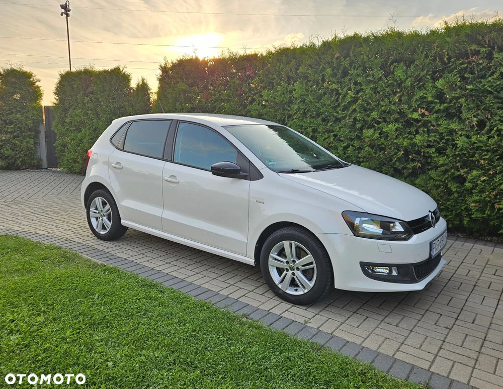 Volkswagen Polo 1.2 TSI MATCH - 12