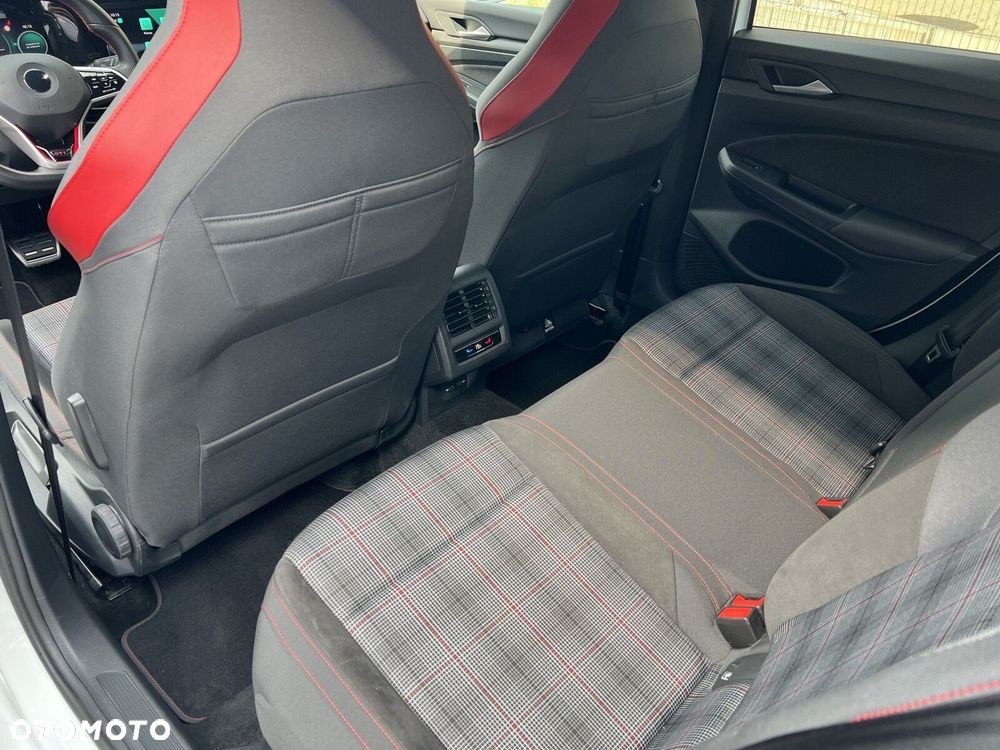Volkswagen Golf 2.0 TSI GTI DSG - 27