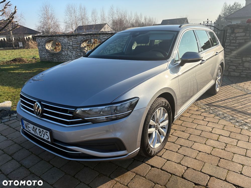 Volkswagen Passat 1.5 TSI EVO Business DSG - 1