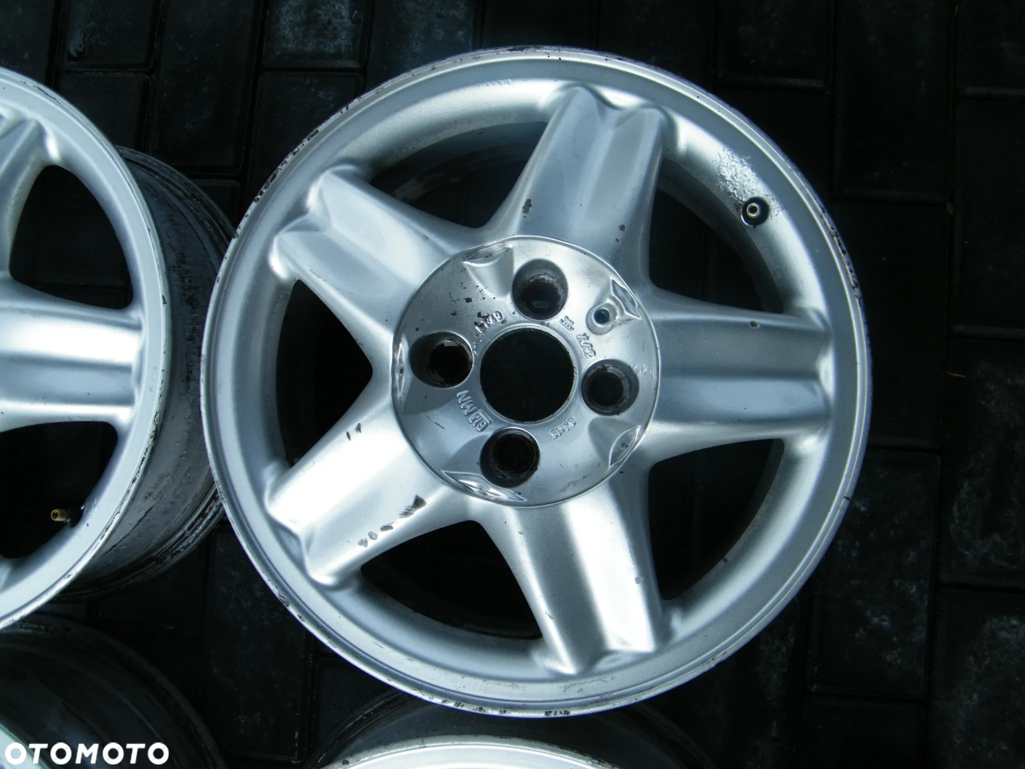 Felgi aluminiowe alufelgi komplet 4x100 ET49 / 6J x 15 otwór 57 - 2