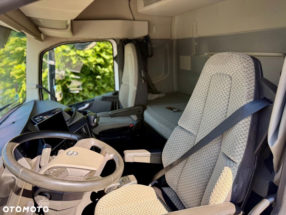 Volvo FH500 NOWY MODEL GLOBETROTTER XL E6 KLIMA SPROWADZONY - 25