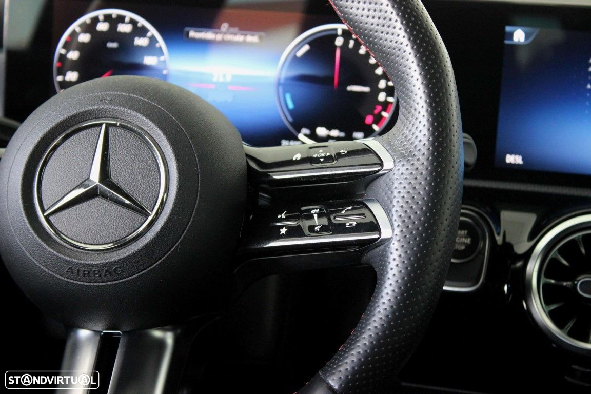 Mercedes-Benz A 250 e AMG Line - 15