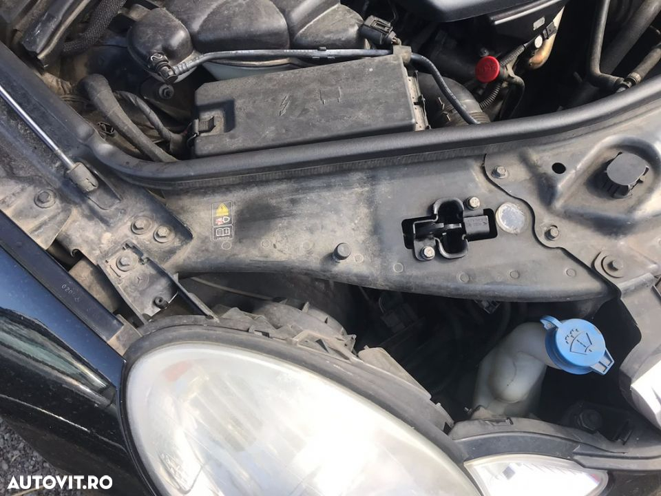 piese motor mercedes R class w251 320cdi euro4 4matic 4x4 2008 Om642 diesel Motorina far bixenon bi-xenon Capotă barã fată jante Roti cutie automata 7 Getronic - 15