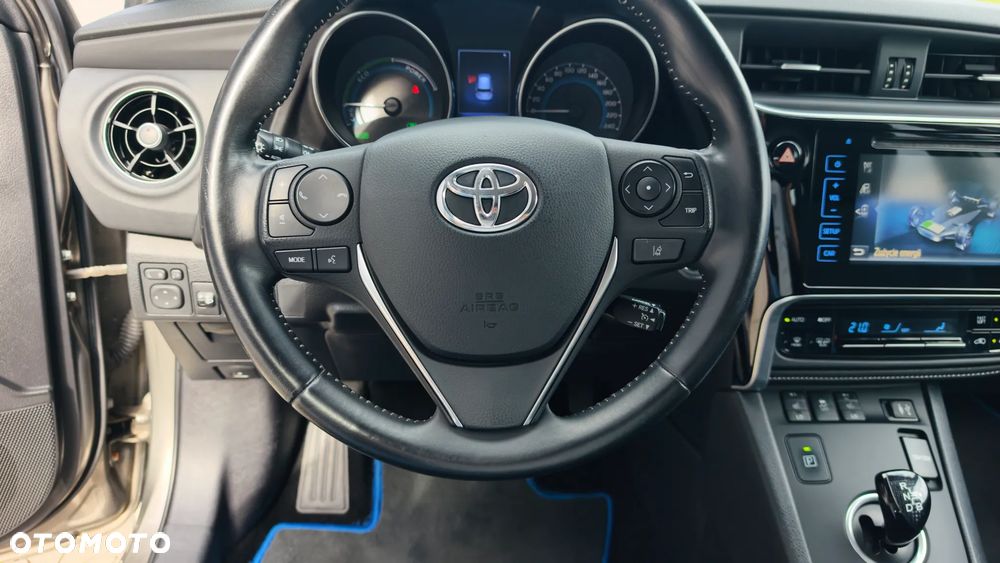Toyota Auris 1.8 HSD Prestige - 24