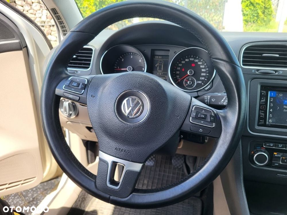 Volkswagen Golf 2.0 TDI DPF Comfortline 119 g - 10