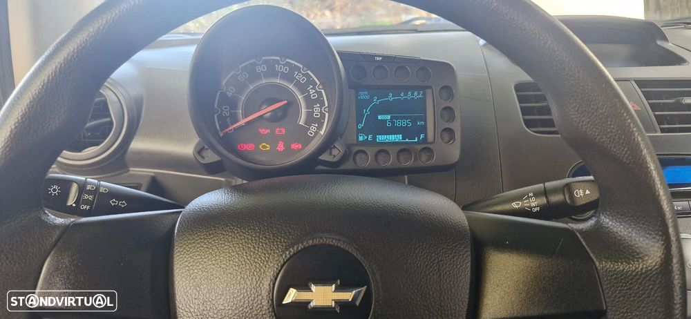 Chevrolet Spark 1.0 LS - 8