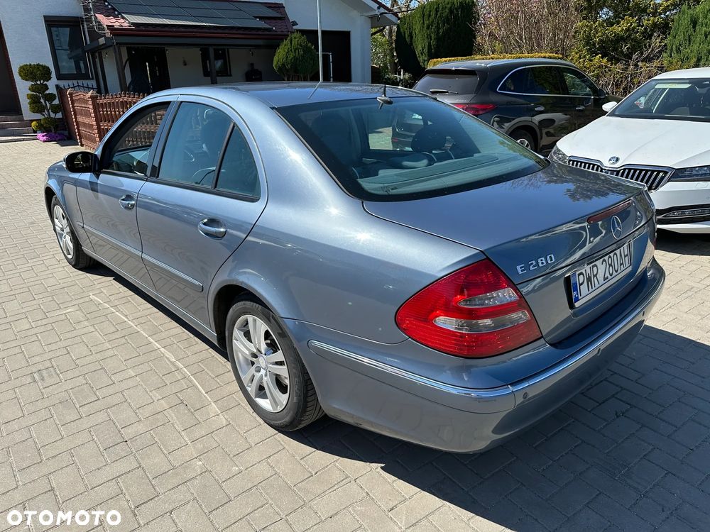 Mercedes-Benz Klasa E - 4