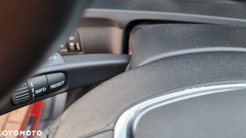 Volvo S60 D3 Geartronic Momentum - 23
