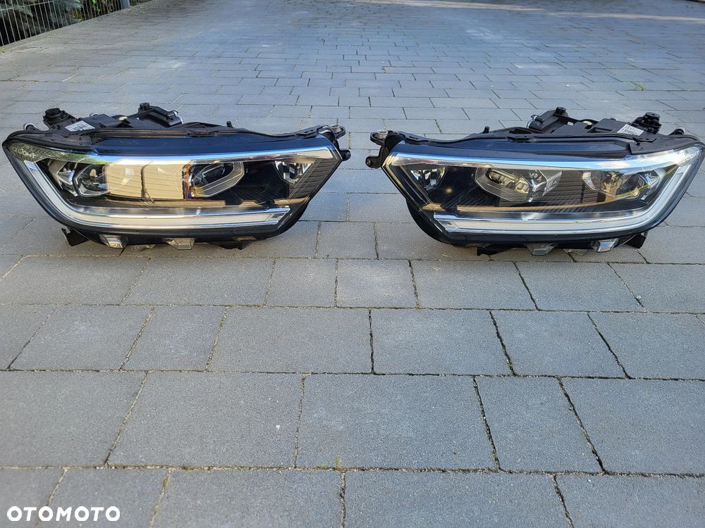 VW T-ROC LAMPY PRZEDNIE LEWA PRAWA IQ LIGHT 2GA941036AF 2GA941035AF