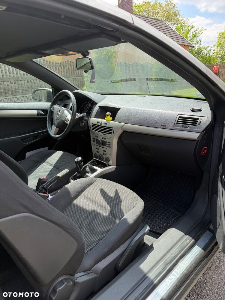 Opel Astra 1.9 CDTI Cosmo - 7
