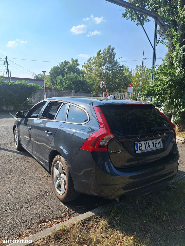 Volvo V60 D2 Start-Stop Kinetic - 9
