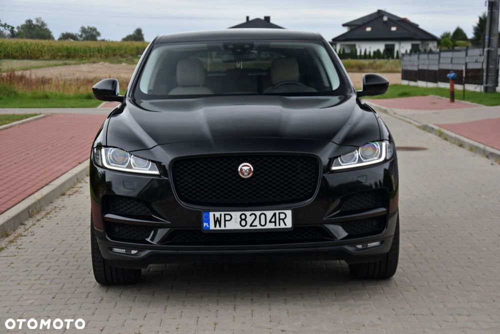 Jaguar F-Pace 2.0 i4D AWD R-Sport - 30