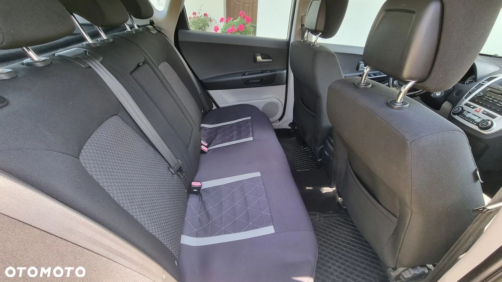 Kia Ceed - 20