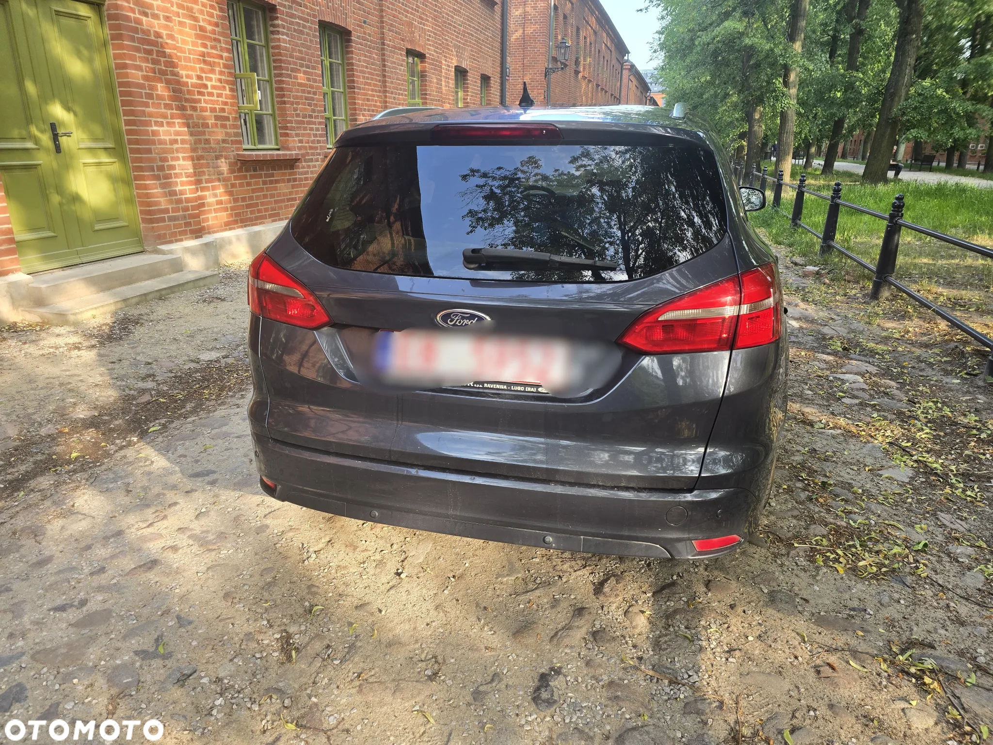 Ford Focus 1.6 TDCi DPF Titanium - 9