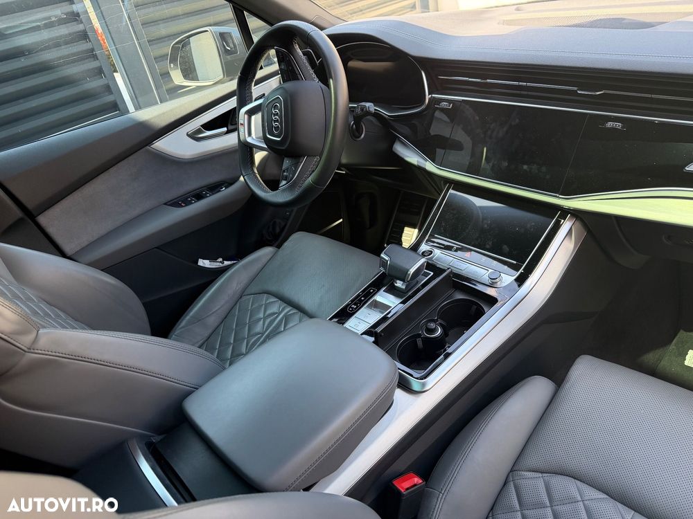 Audi Q7 55 TFSI quattro Tiptronic MHEV S Line - 5