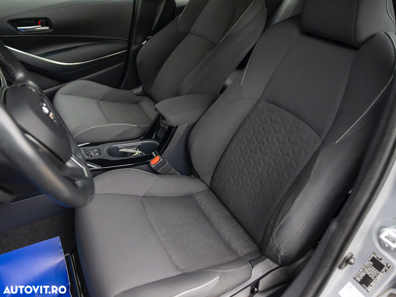 Toyota Corolla 1.8 Hybrid Touring Sports Business Edition - 27