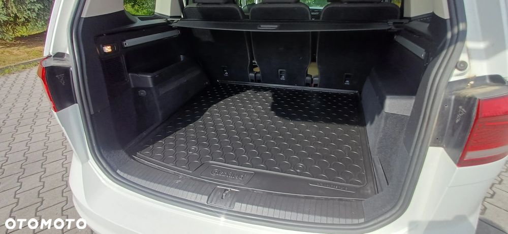 Volkswagen Touran 1.6 TDI BMT SCR Comfortline - 25