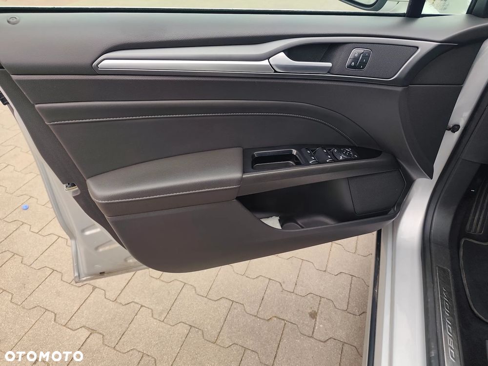 Ford Mondeo - 15
