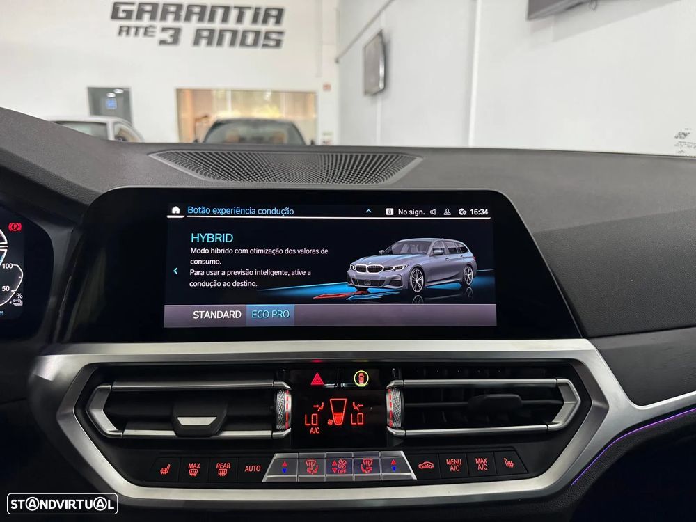 BMW 330 e Touring Pack M Auto - 44