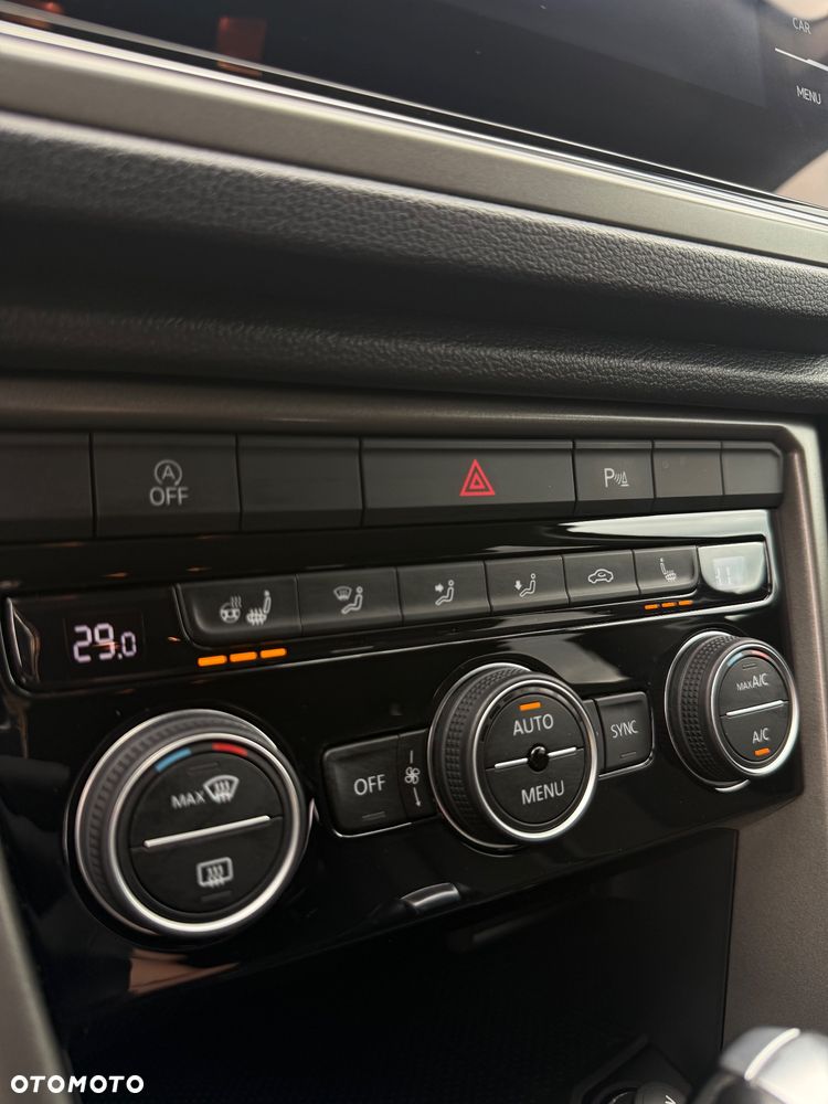 Volkswagen T-Roc 1.5 TSI ACT Advance DSG - 28