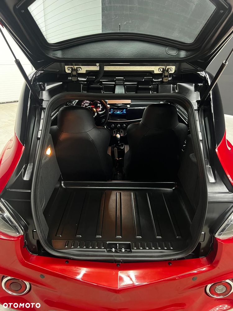 Microcar M.GO - 8
