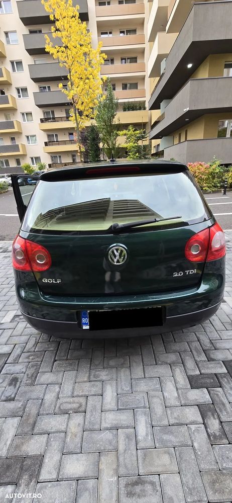 Volkswagen Golf - 5