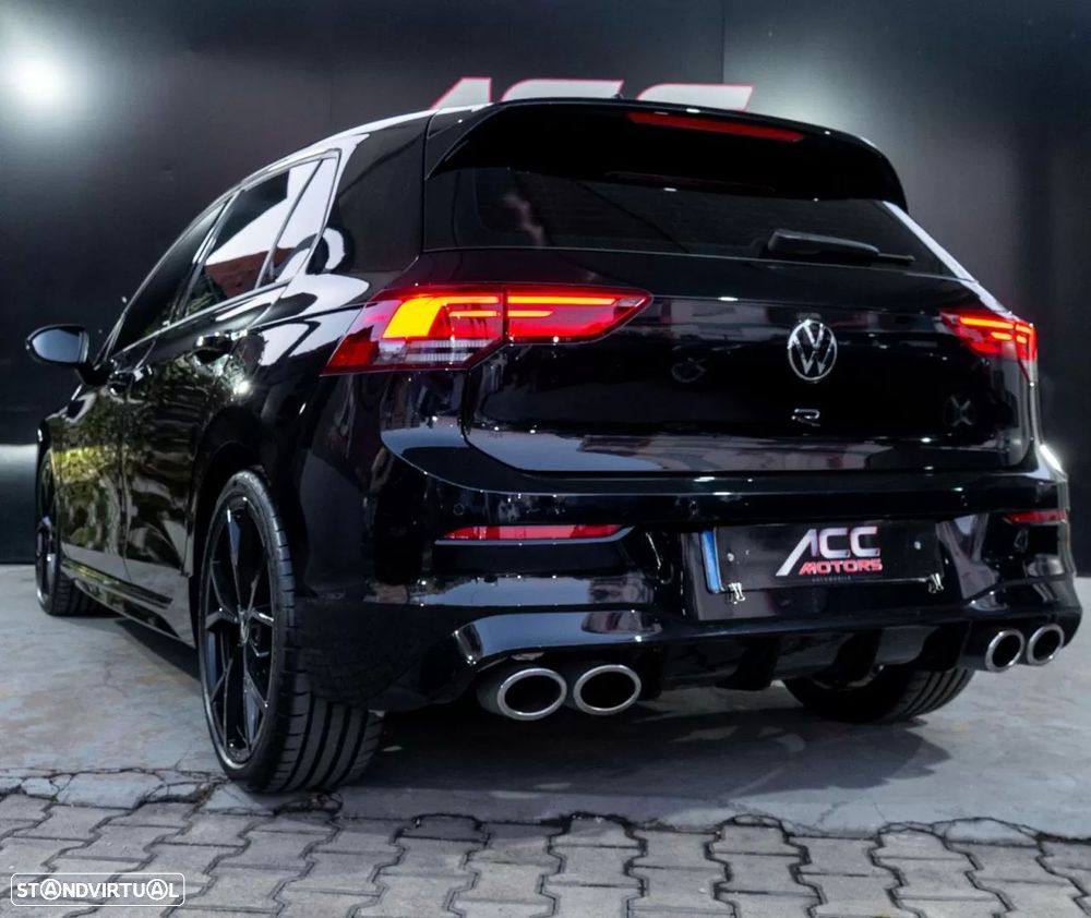 VW Golf 2.0 TSI R DSG - 35