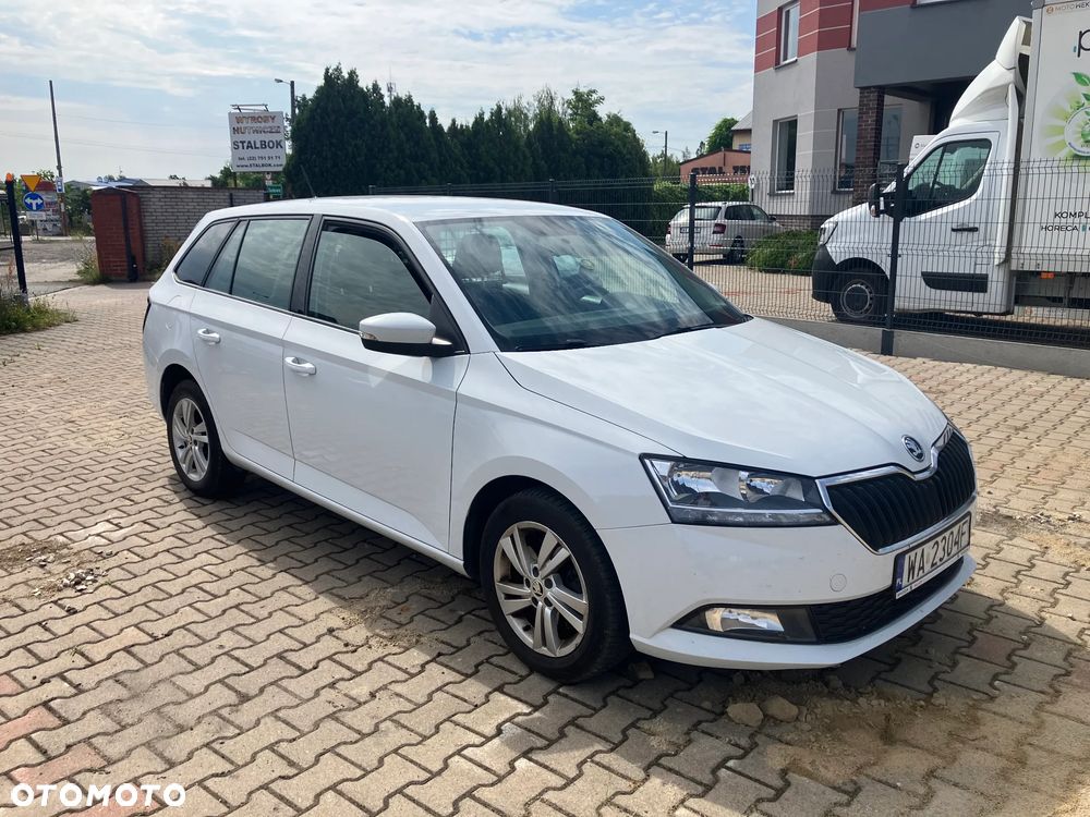 Skoda Fabia 1.0 TSI Ambition - 2
