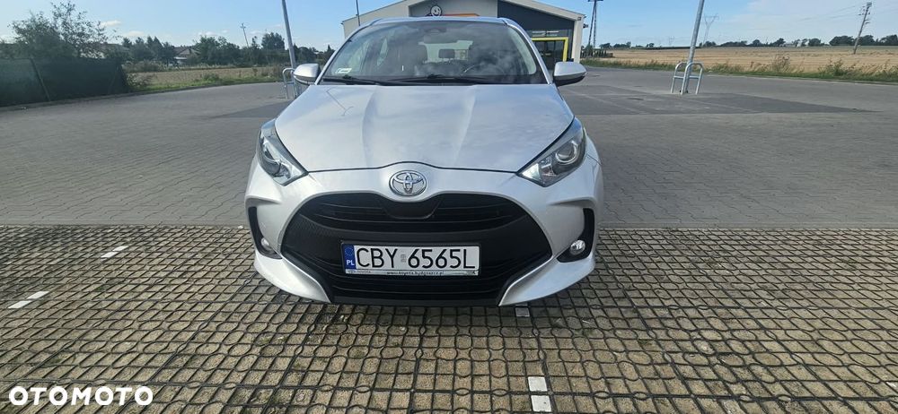 Toyota Yaris - 4