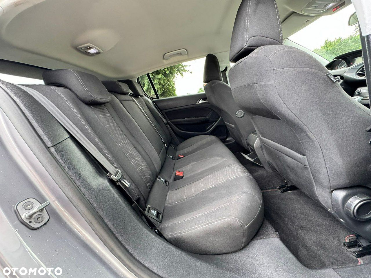 Peugeot 308 BlueHDi FAP 120 EAT6 Stop & Start Active - 26