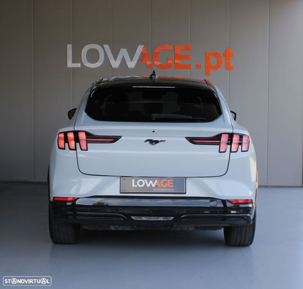 Ford Mustang Mach-E 98.7 kWh Premium - 11