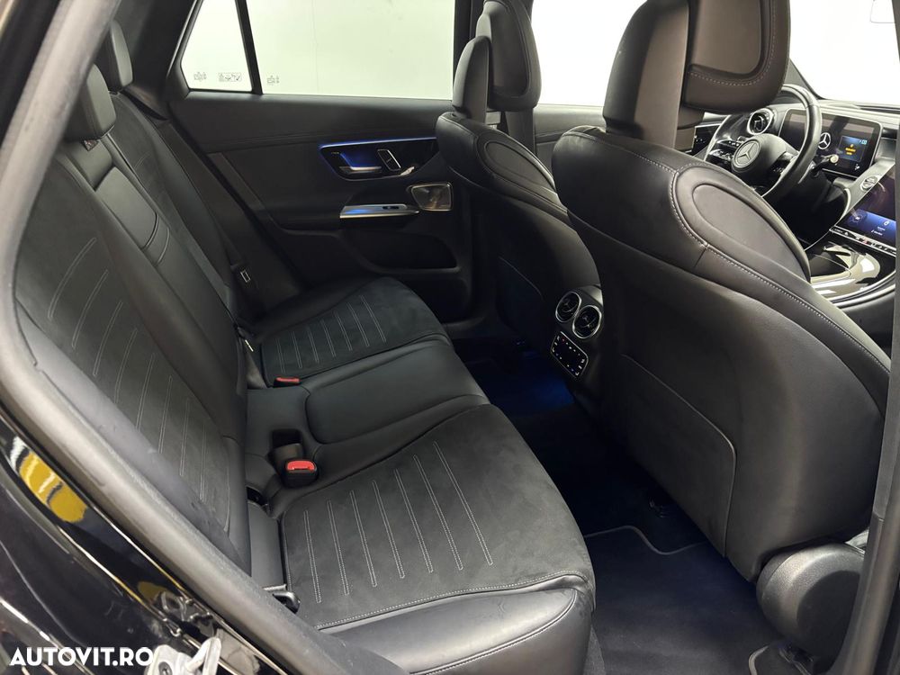 Mercedes-Benz GLC 220 d 4MATIC MHEV - 16