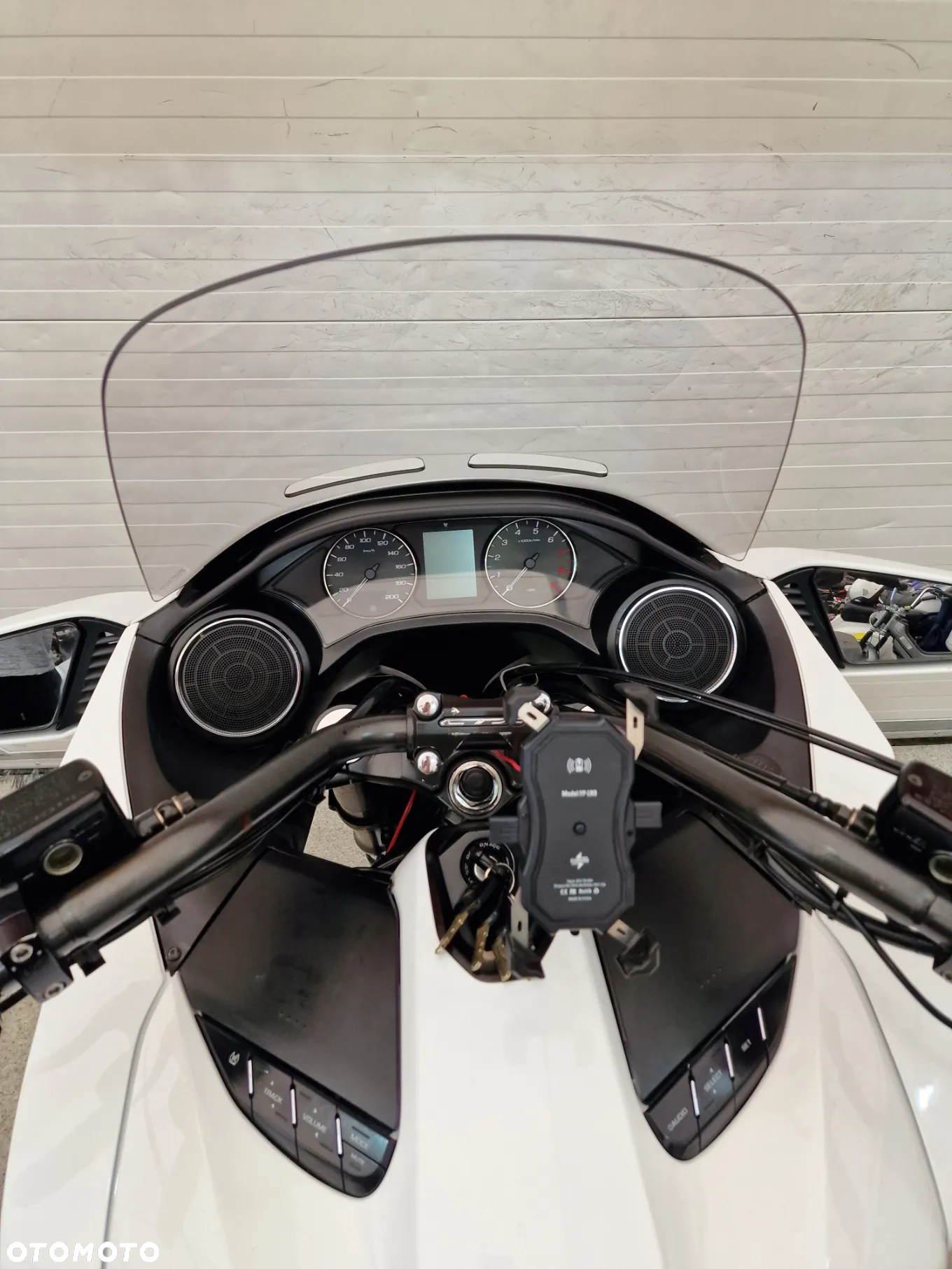 Honda CTX - 28