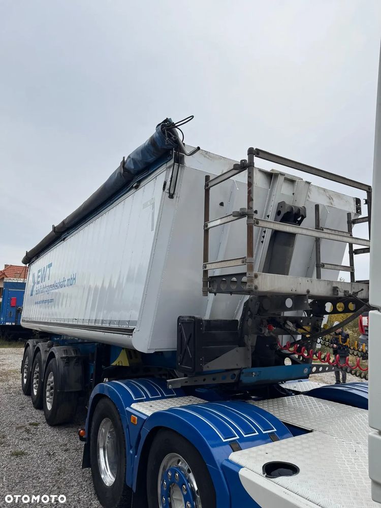 Schmitz Cargobull - 1