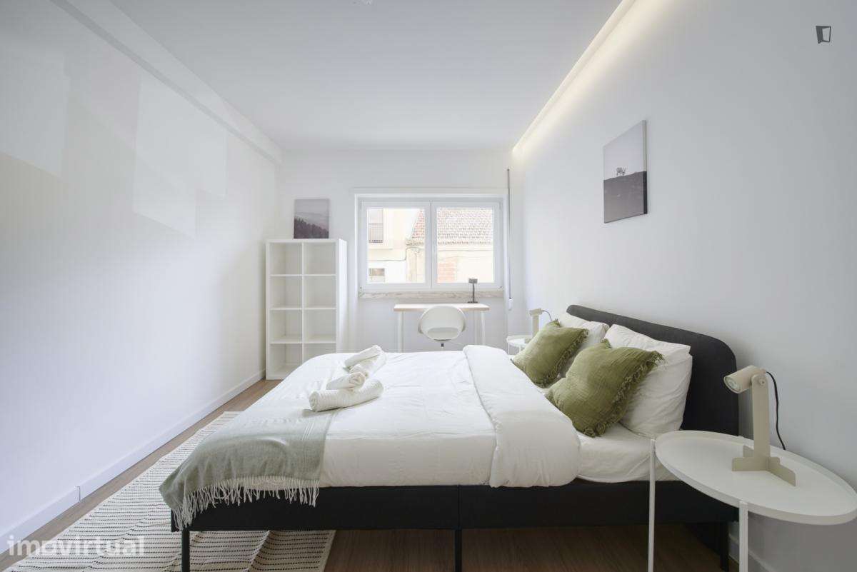 Quarto - localizado em Entrecampos Lisbon - Grande imagem: 3/35