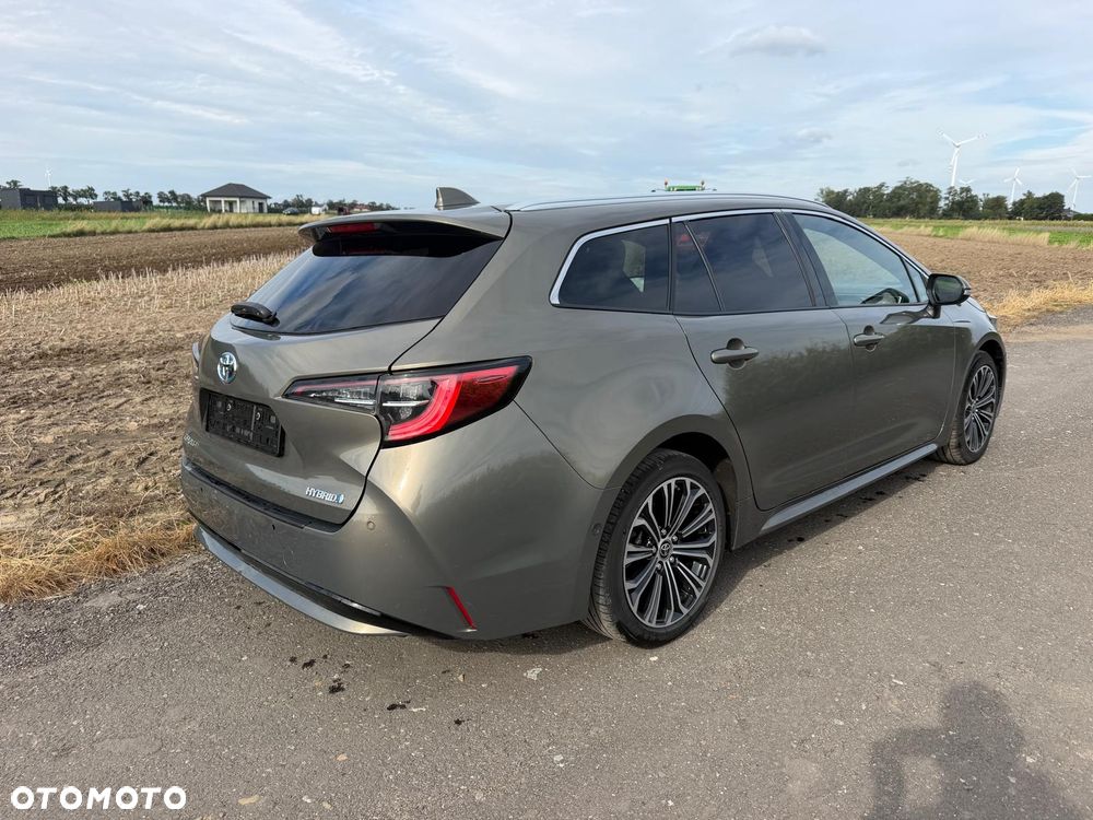 Toyota Corolla - 4