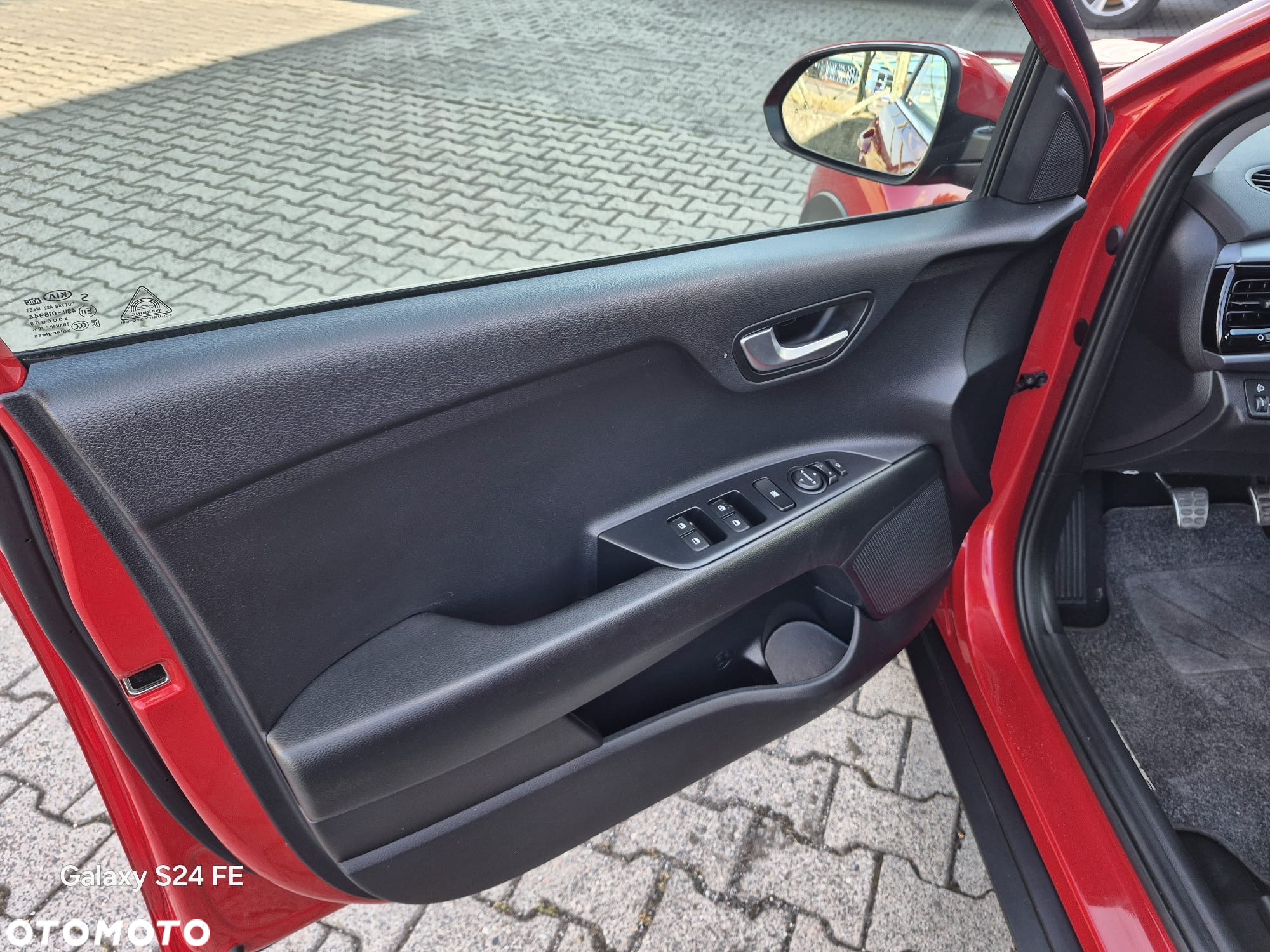 Kia Stonic - 33