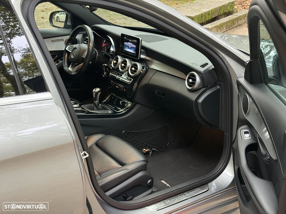 Mercedes-Benz C 200 - 13