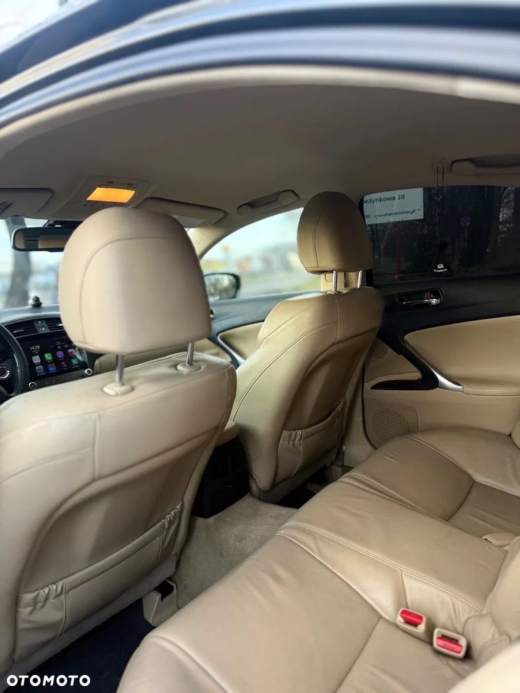 Lexus IS 220d Luxury Line - 6