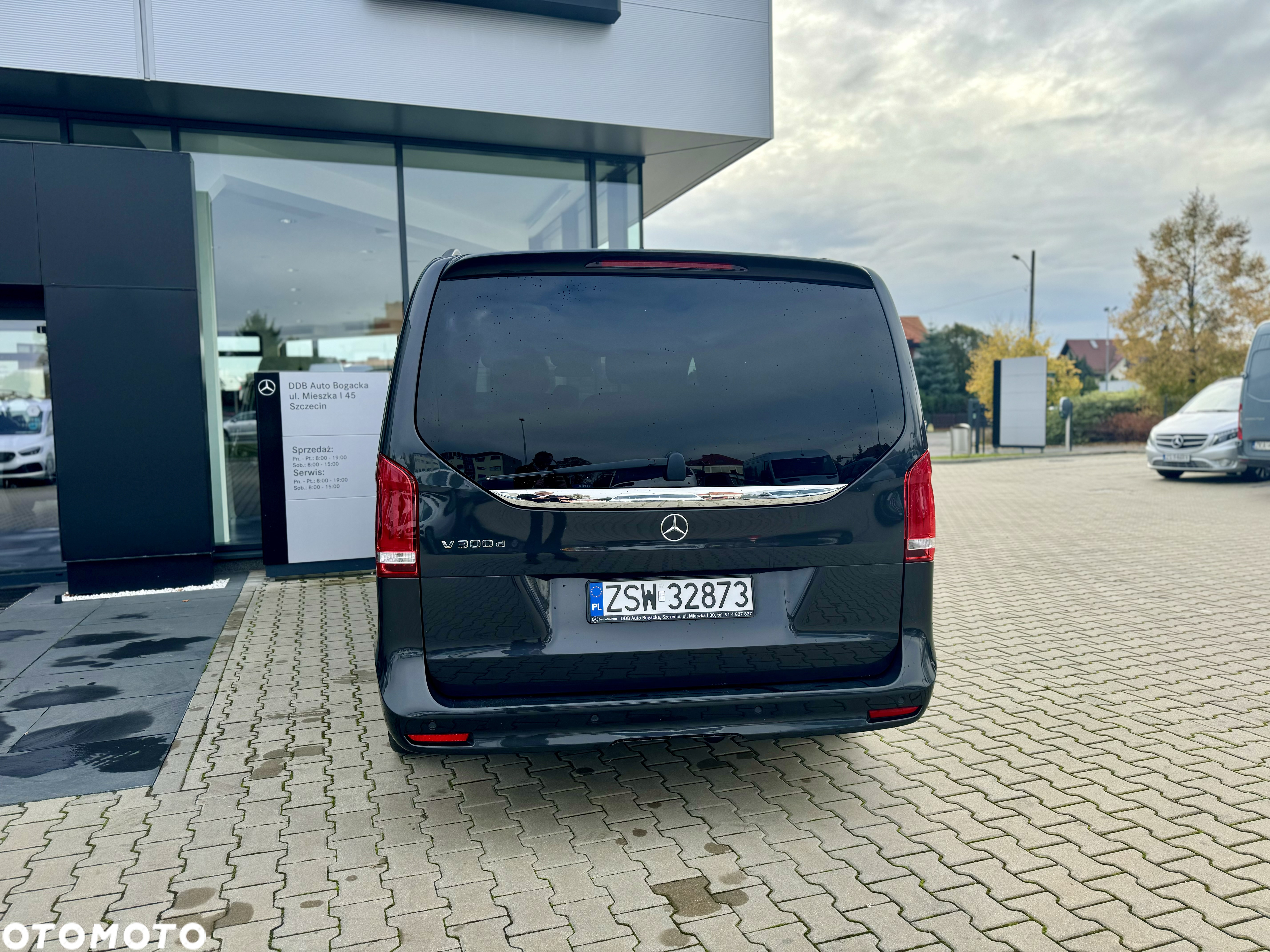 Mercedes-Benz Klasa V 300 d Exclusive 9G-Tronic (d³ugi) - 6