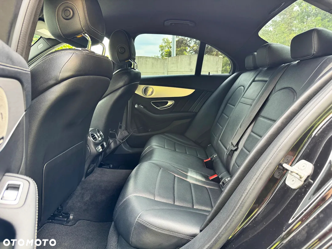 Mercedes-Benz Klasa C 220 (BlueTEC) d 7G-TRONIC AMG Line - 30